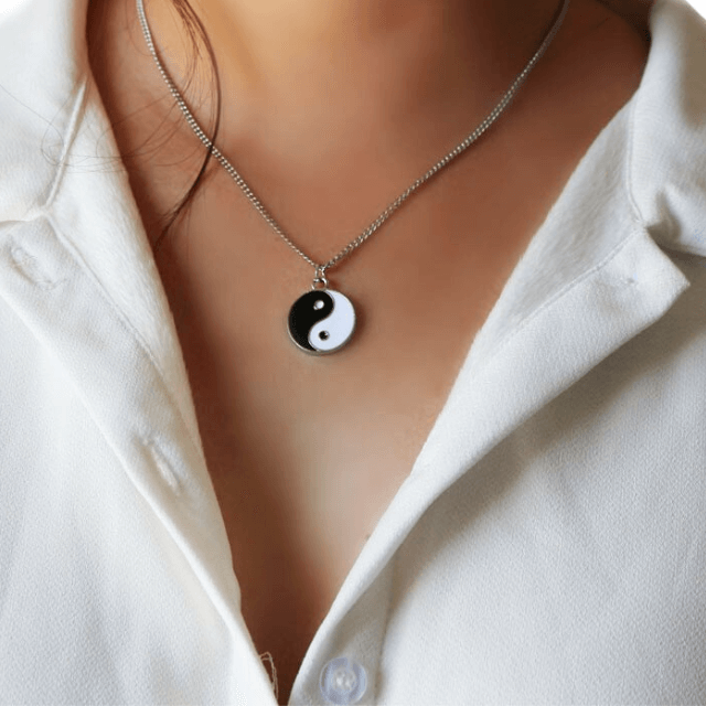 collier argent yin yang